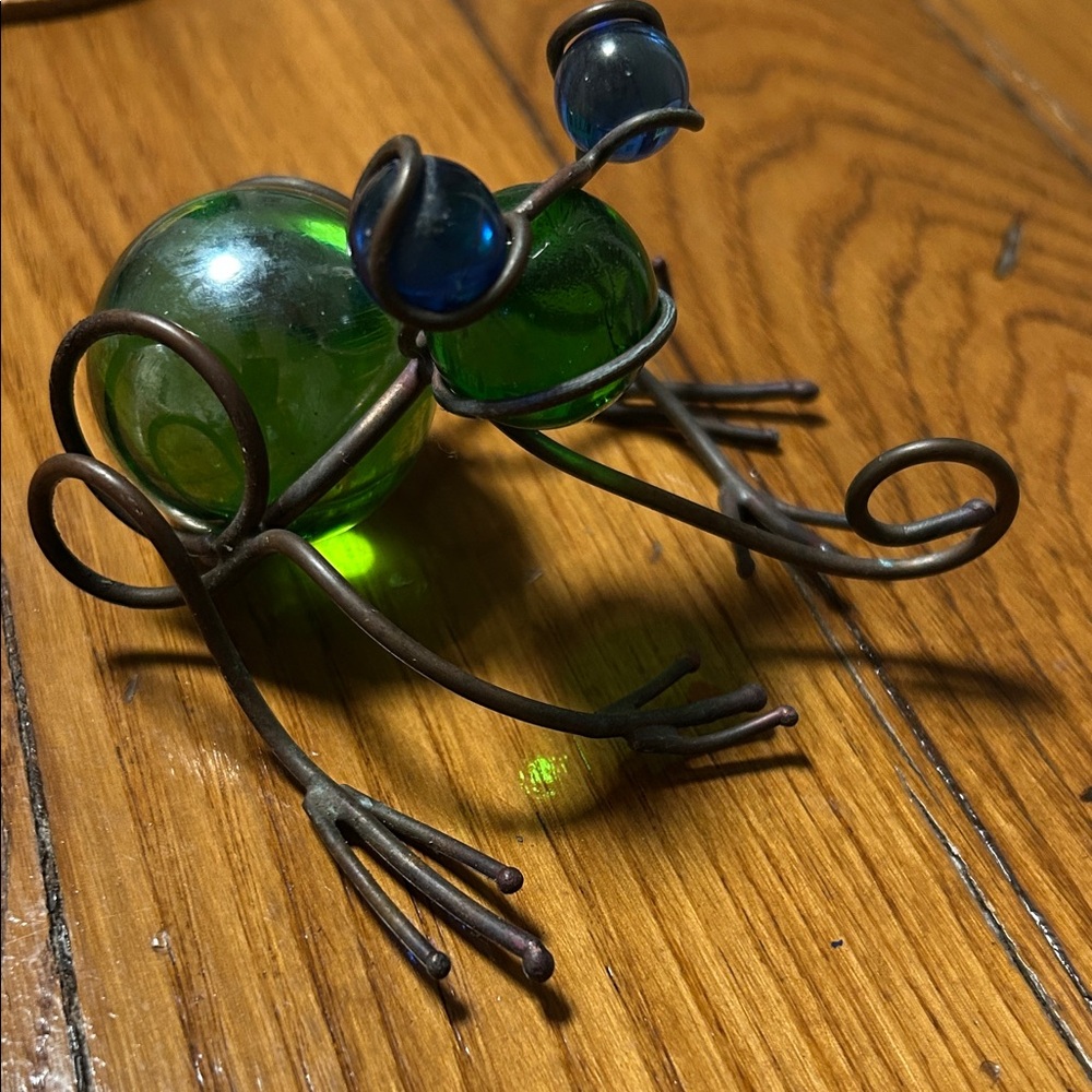 Green Glass Frog Sun Catcher